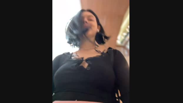 Times__Square StripChat Female 02-02-2025