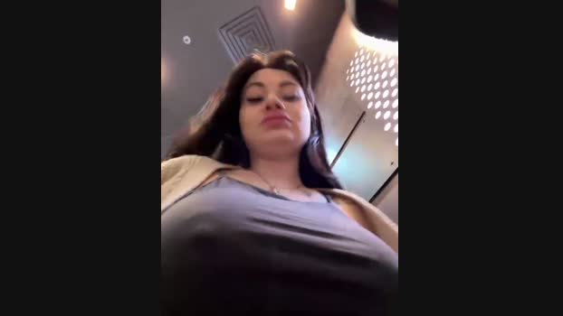 Wet__Bunny StripChat Female 01-02-2025