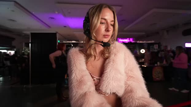 blondefoxsilverfox Chaturbate Couple 01-02-2025