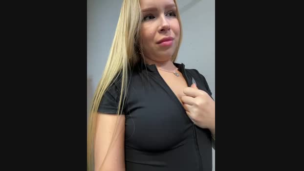 mur_girl StripChat Female 02-02-2025