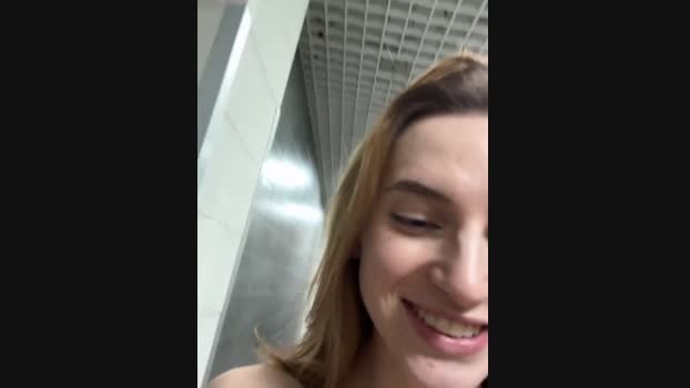 -AngelAri- StripChat Female 02-02-2025