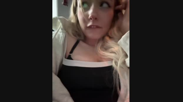 Baby_Tiny StripChat Female 02-02-2025