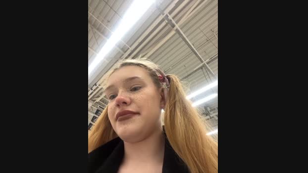 Honey___Hot StripChat Female 02-02-2025