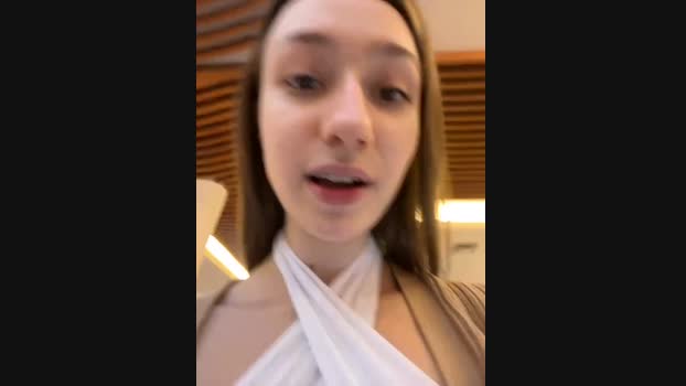 Lia__Love StripChat Female 03-02-2025