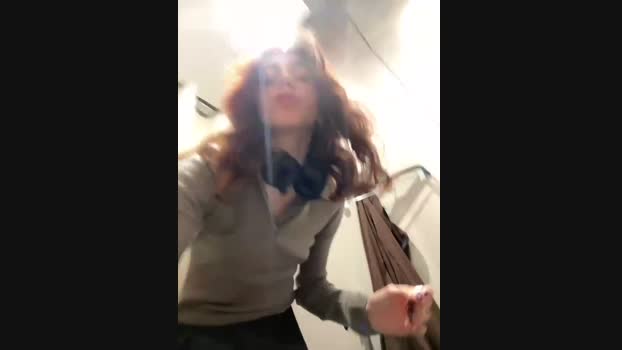 Lily__Belle StripChat Female 02-02-2025