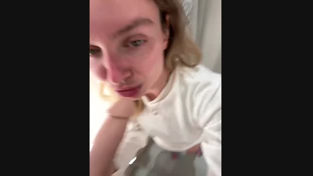 Miss_Elfie StripChat Female 03-02-2025