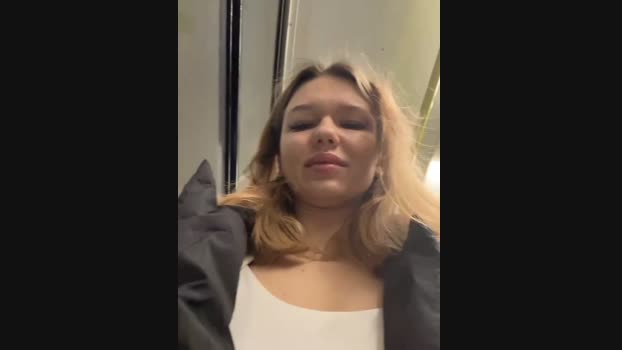 Oh_Anna StripChat Female 02-02-2025