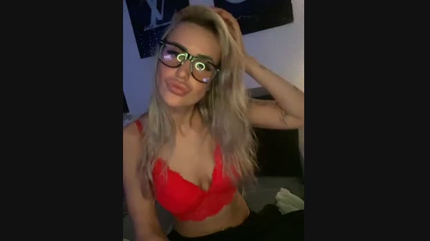 Spicy_Sofia_ StripChat Female 02-02-2025