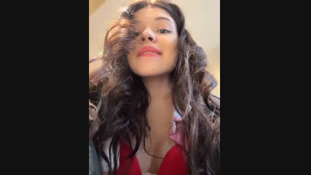 Times__Square StripChat Female 02-02-2025