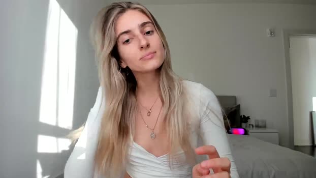 Vodka_Queen MyFreeCams Female 02-02-2025