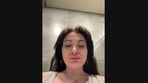 Wet__Bunny StripChat Female 02-02-2025