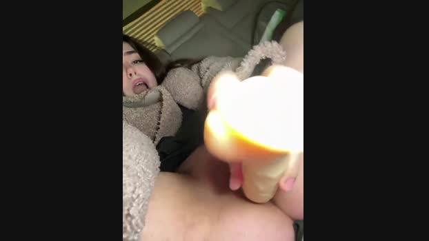 pantyless StripChat Female 02-02-2025