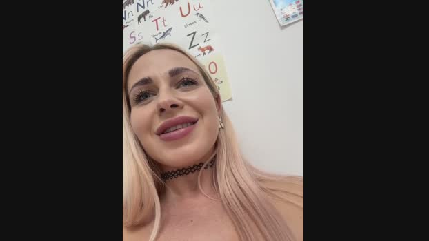 streetdoll StripChat Female 02-02-2025