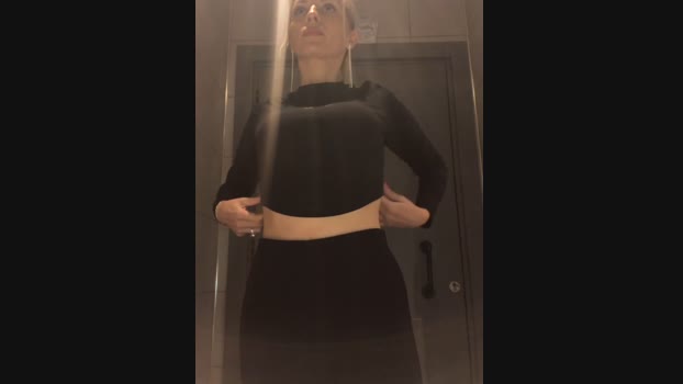 Diamond_Bunny_ StripChat Female 04-02-2025