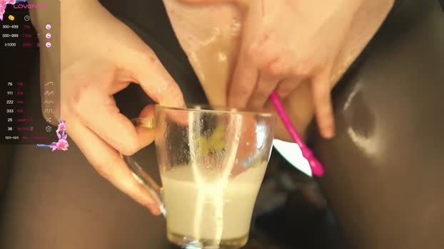 GlitterZOE StripChat Female 03-02-2025