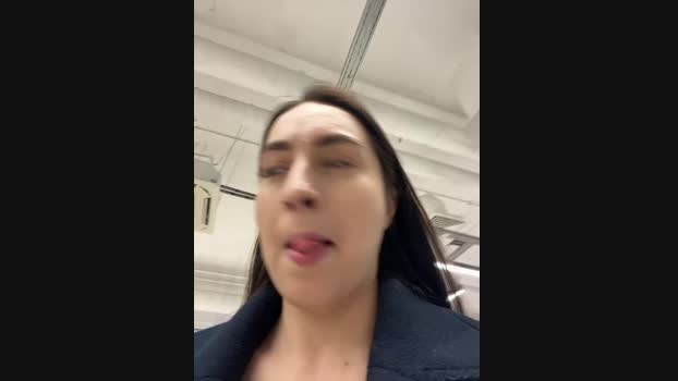 Holly_Play StripChat Female 04-02-2025