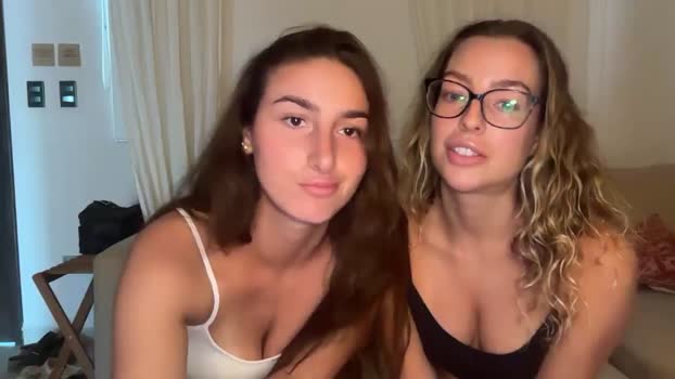 Kikiii_xx MyFreeCams Female 03-02-2025