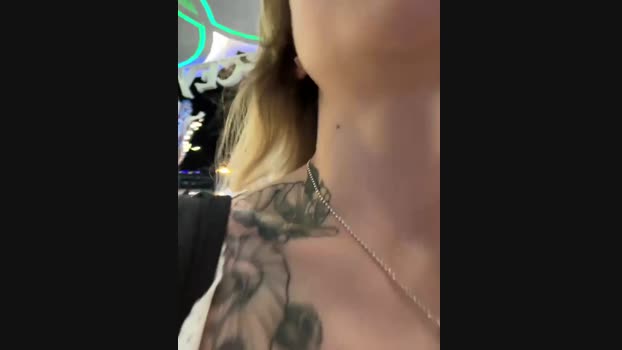 Miss_Elfie StripChat Female 04-02-2025