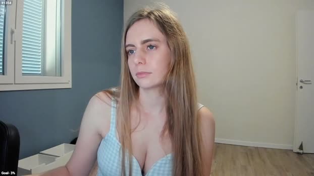 Personage MyFreeCams Female 04-02-2025