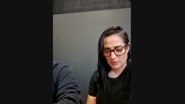 couplehot3sex StripChat Female 04-02-2025