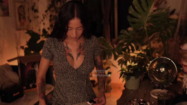 effylowell_ Chaturbate Female 03-02-2025