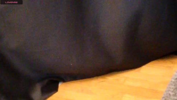 luxmuur StripChat Female 04-02-2025