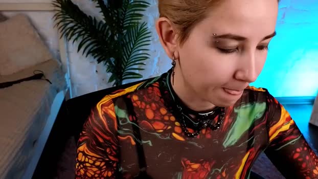 Aurora_First StripChat Female 04-02-2025