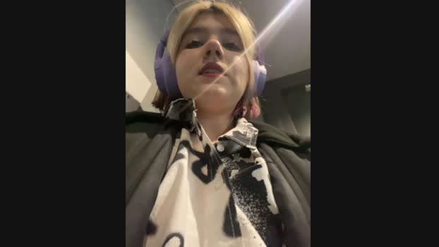 Baby__Naughty StripChat Female 05-02-2025