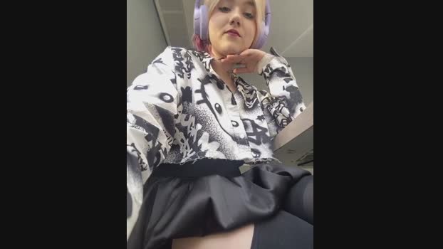 Baby__Naughty StripChat Female 05-02-2025