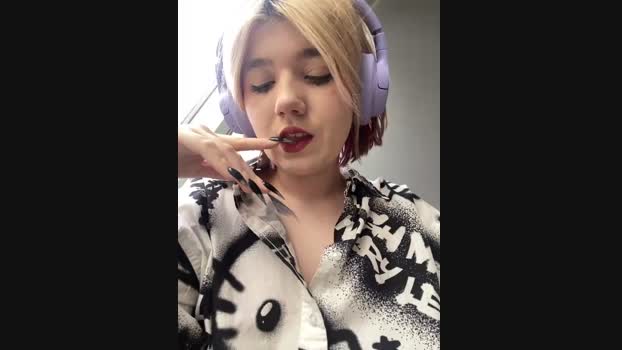 Baby__Naughty StripChat Female 05-02-2025