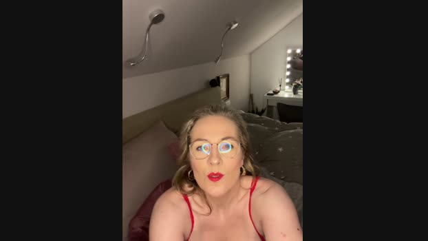 GermanStepMom StripChat Female 04-02-2025