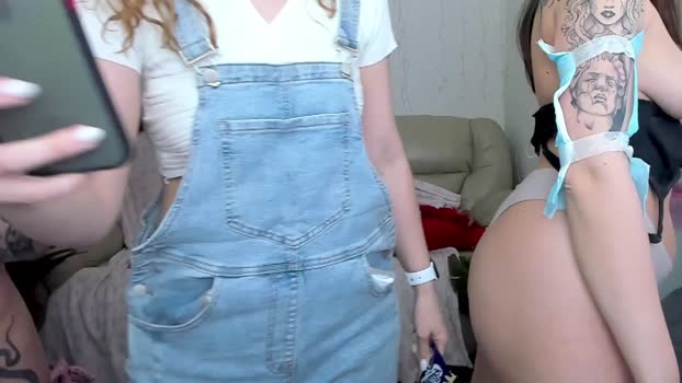 HotCaramellsTV StripChat Female 04-02-2025