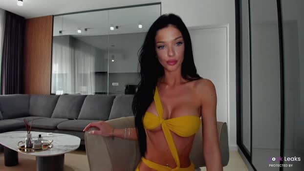 L_U_A_ MyFreeCams Female 05-02-2025