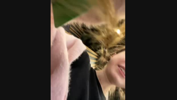 Lia__Love StripChat Female 04-02-2025