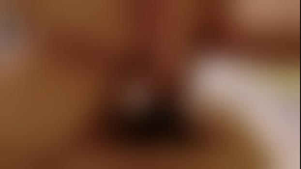 Mia--meow StripChat Female 04-02-2025