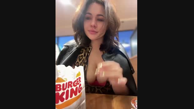 South_Carolina StripChat Female 04-02-2025