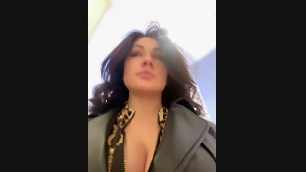 South_Carolina StripChat Female 04-02-2025