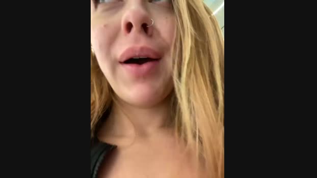 Sweet___Emily StripChat Female 04-02-2025