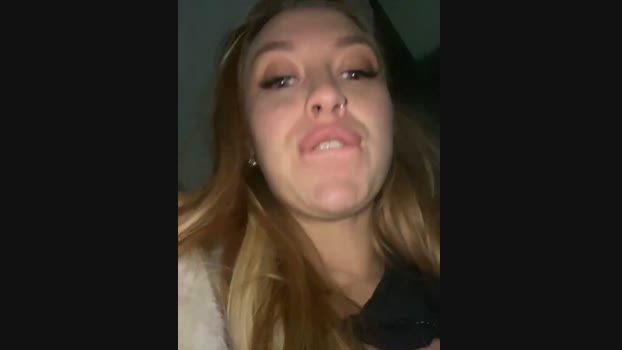 Sweet___Emily StripChat Female 04-02-2025