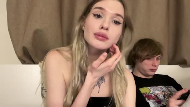 glockoffrog Chaturbate Couple 04-02-2025