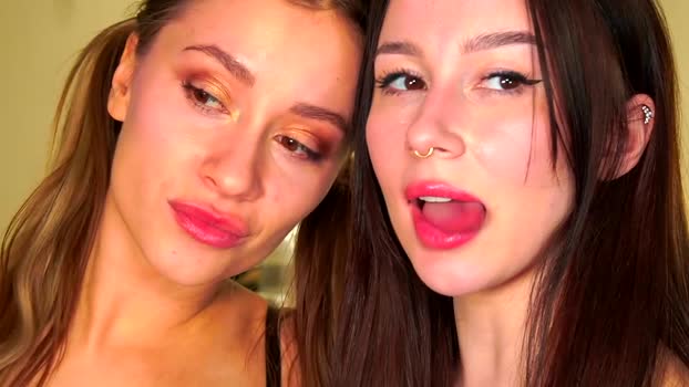 mia_cloudy Chaturbate Couple 05-02-2025