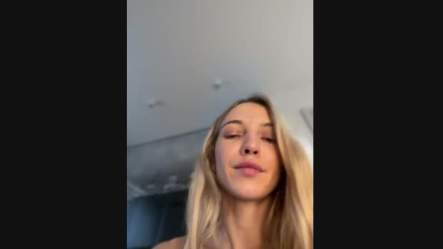 Adelina0001 StripChat Female 05-02-2025