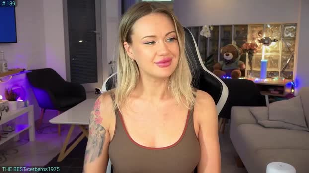 AlexiAngel MyFreeCams Female 05-02-2025