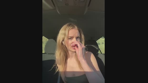 EvieEvans StripChat Female 05-02-2025