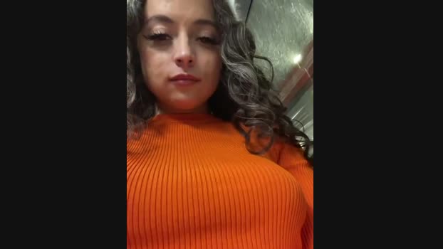 Lina_twin StripChat Female 06-02-2025