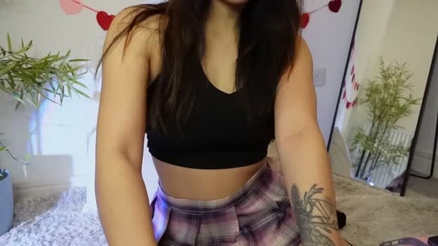 Miss_ReinaT MyFreeCams Female 06-02-2025