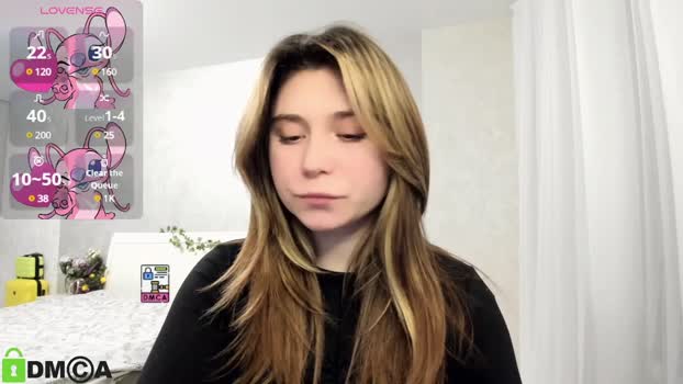 MonicaaCute MyFreeCams Female 05-02-2025