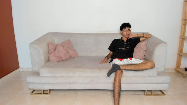 littlesexualworld Chaturbate Couple 05-02-2025