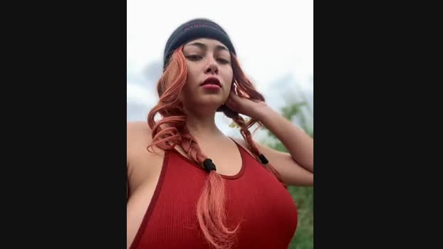 seraphine23 StripChat Female 05-02-2025