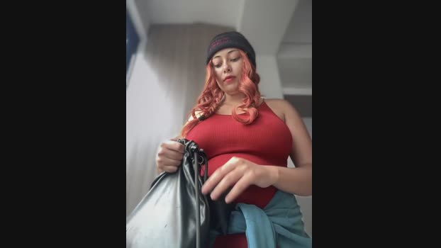 seraphine23 StripChat Female 05-02-2025